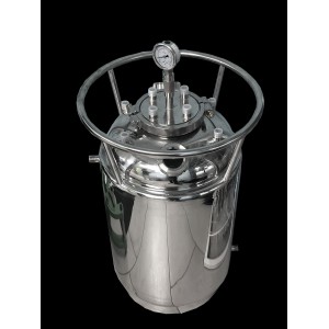 LabCradle Stainless Steel Jacketed Solvent Tank With Condensing Coil 100lb or 200lb