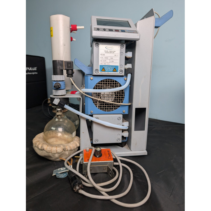 Vacuubrand Vacuum Pump Unit System PC-610 with heater and heating controller (pre-owned)